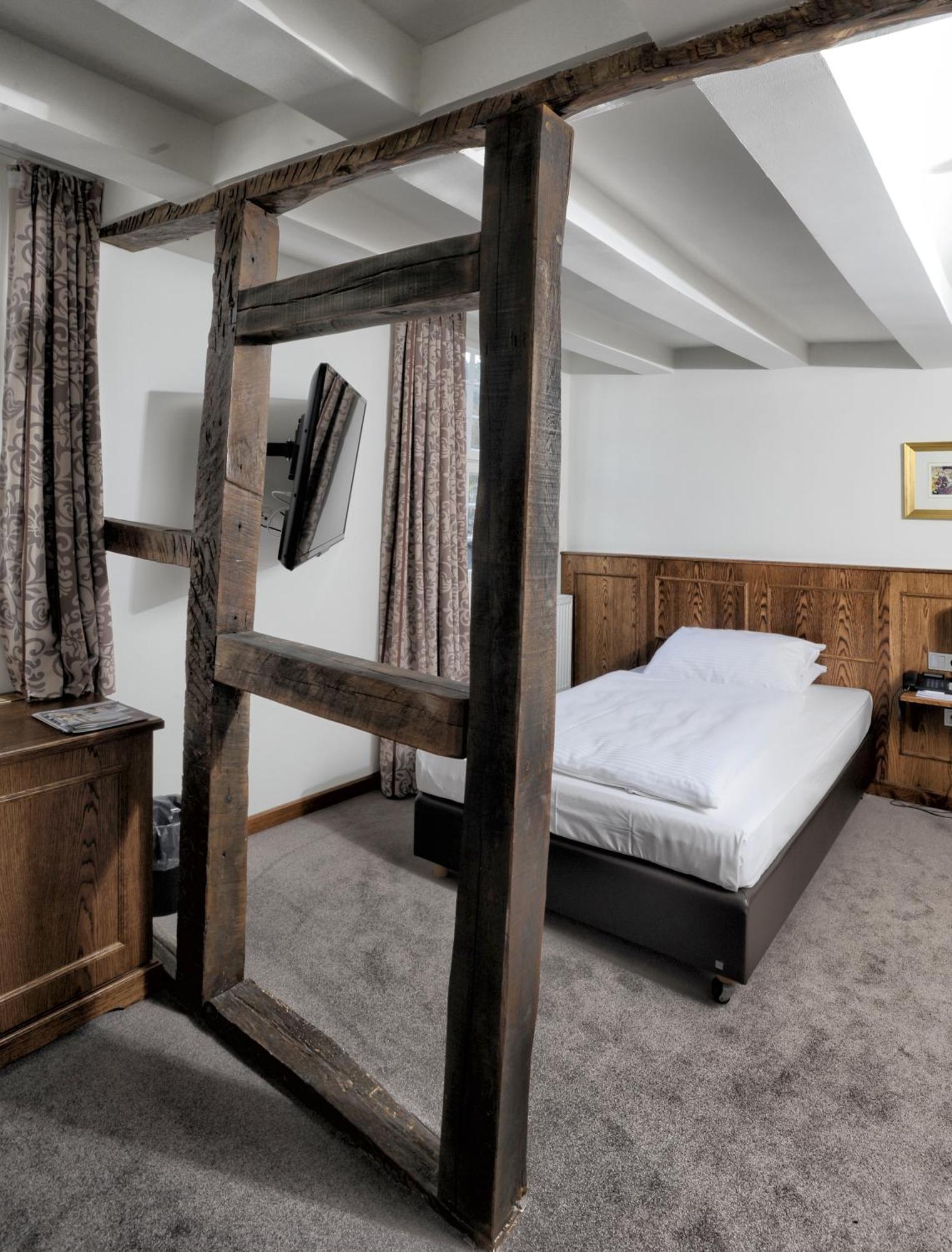 Hotel Graefrather Hof Solingen Bilik gambar