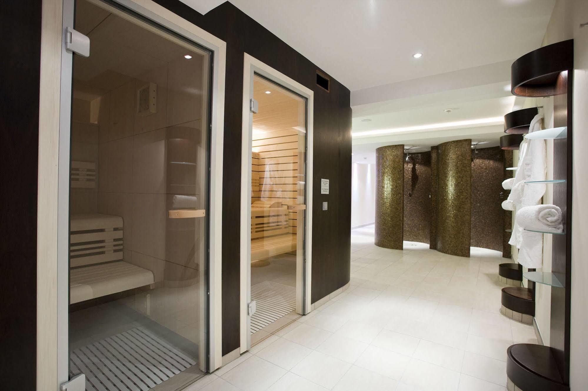 Hotel Graefrather Hof Solingen Kemudahan gambar
